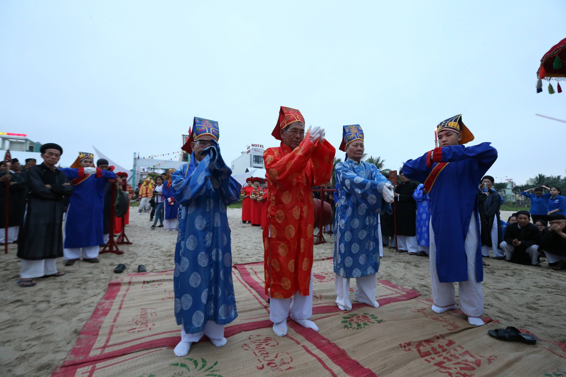 mua cau ngu o xu quang