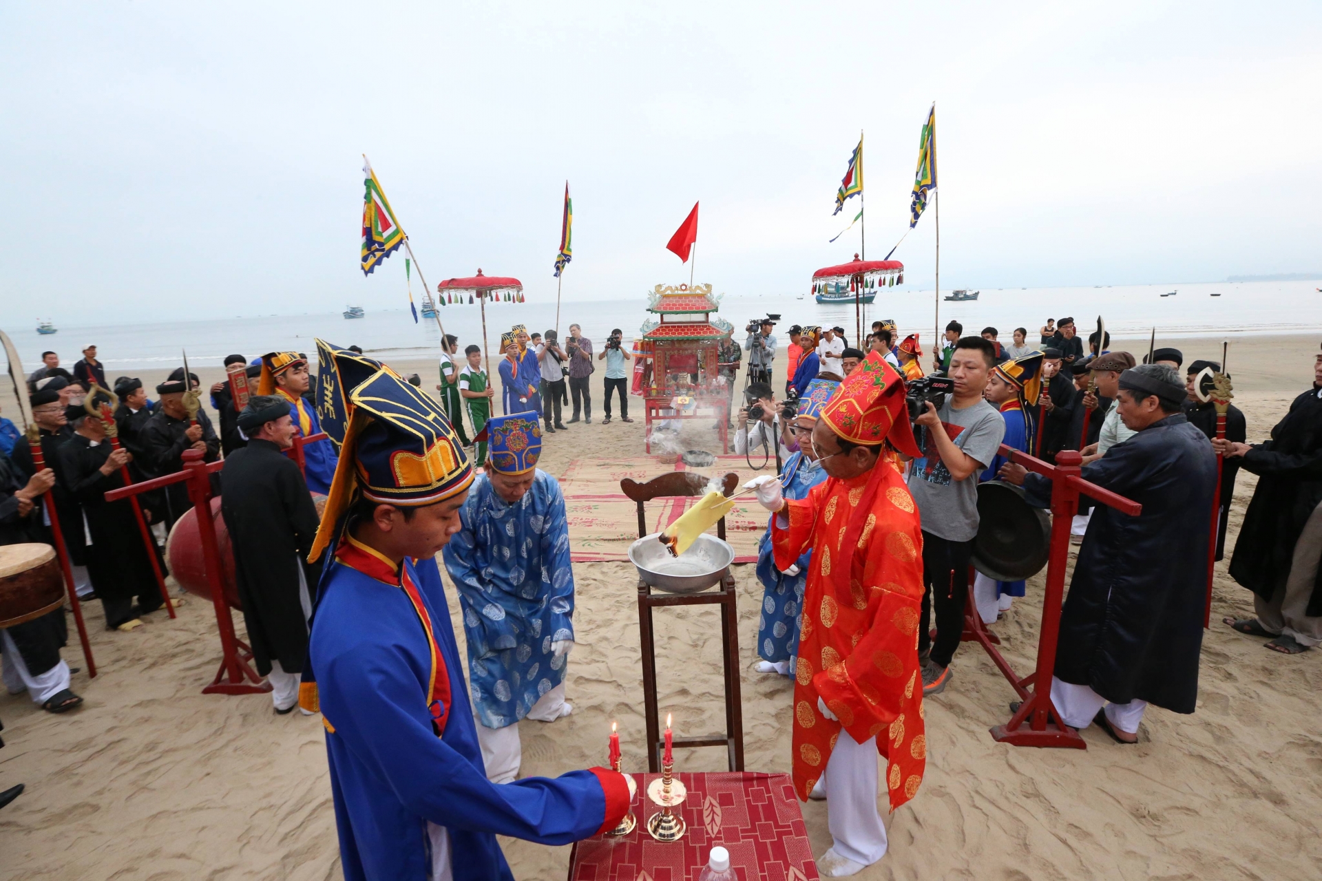 mua cau ngu o xu quang