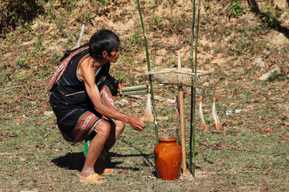 Mùa xuân cúng nước của người Rơ Ngao