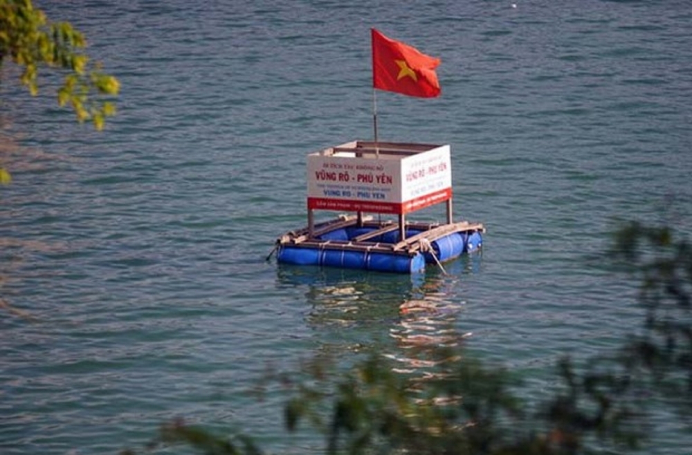 Làng biển Vũng Rô khoác áo mới
