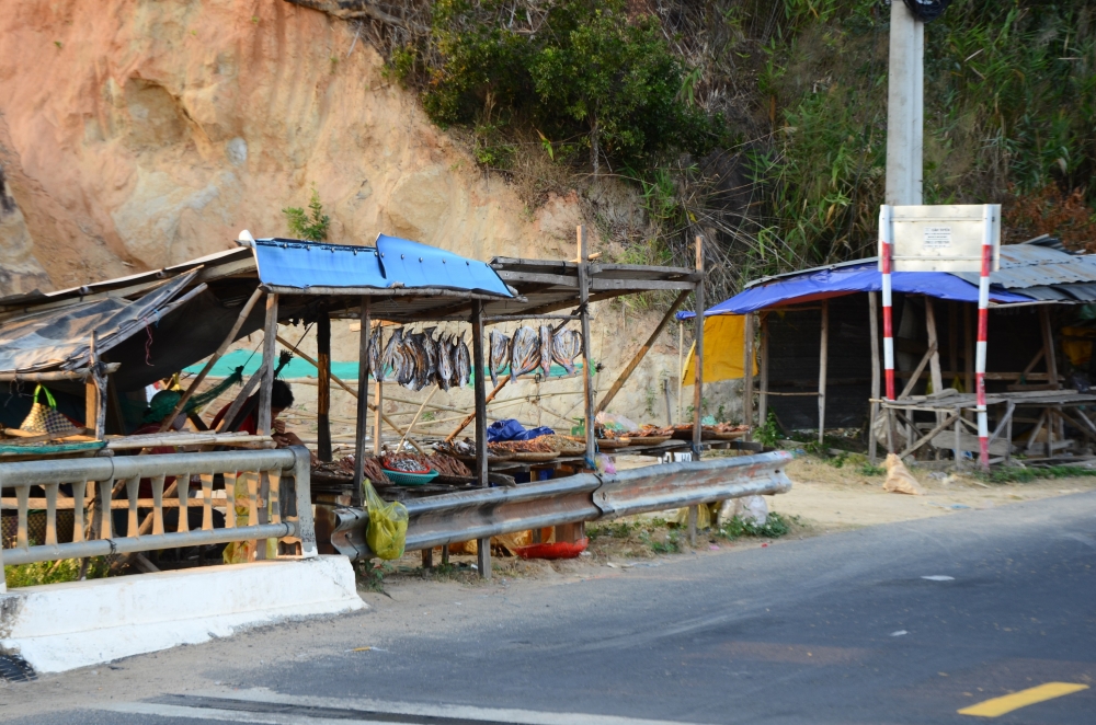 Cuộc sống êm đềm bên hồ Nam Ka