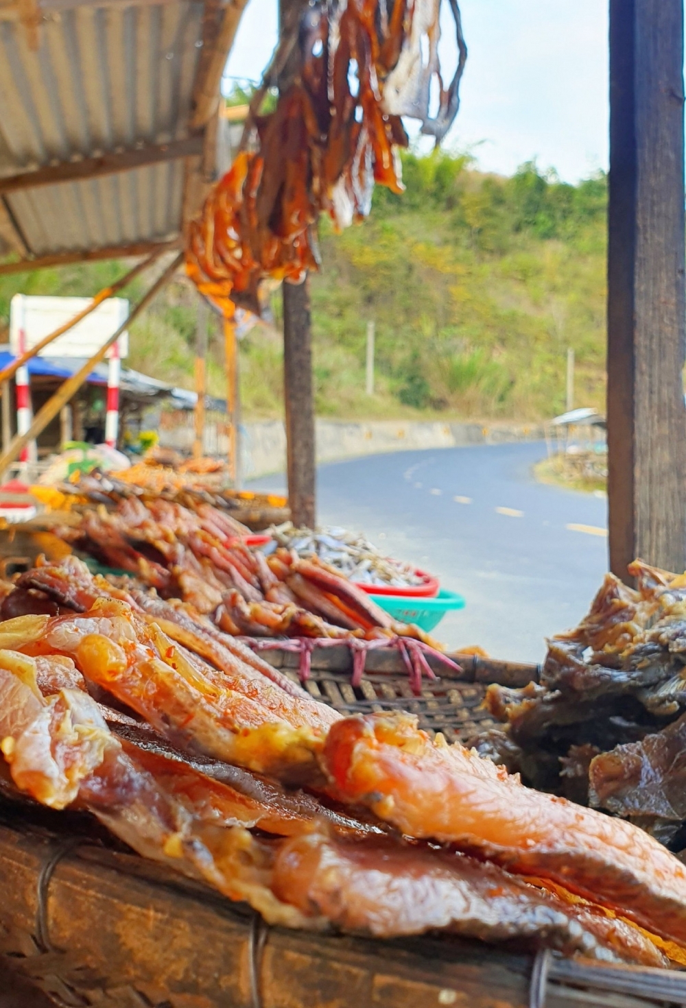 Cuộc sống êm đềm bên hồ Nam Ka
