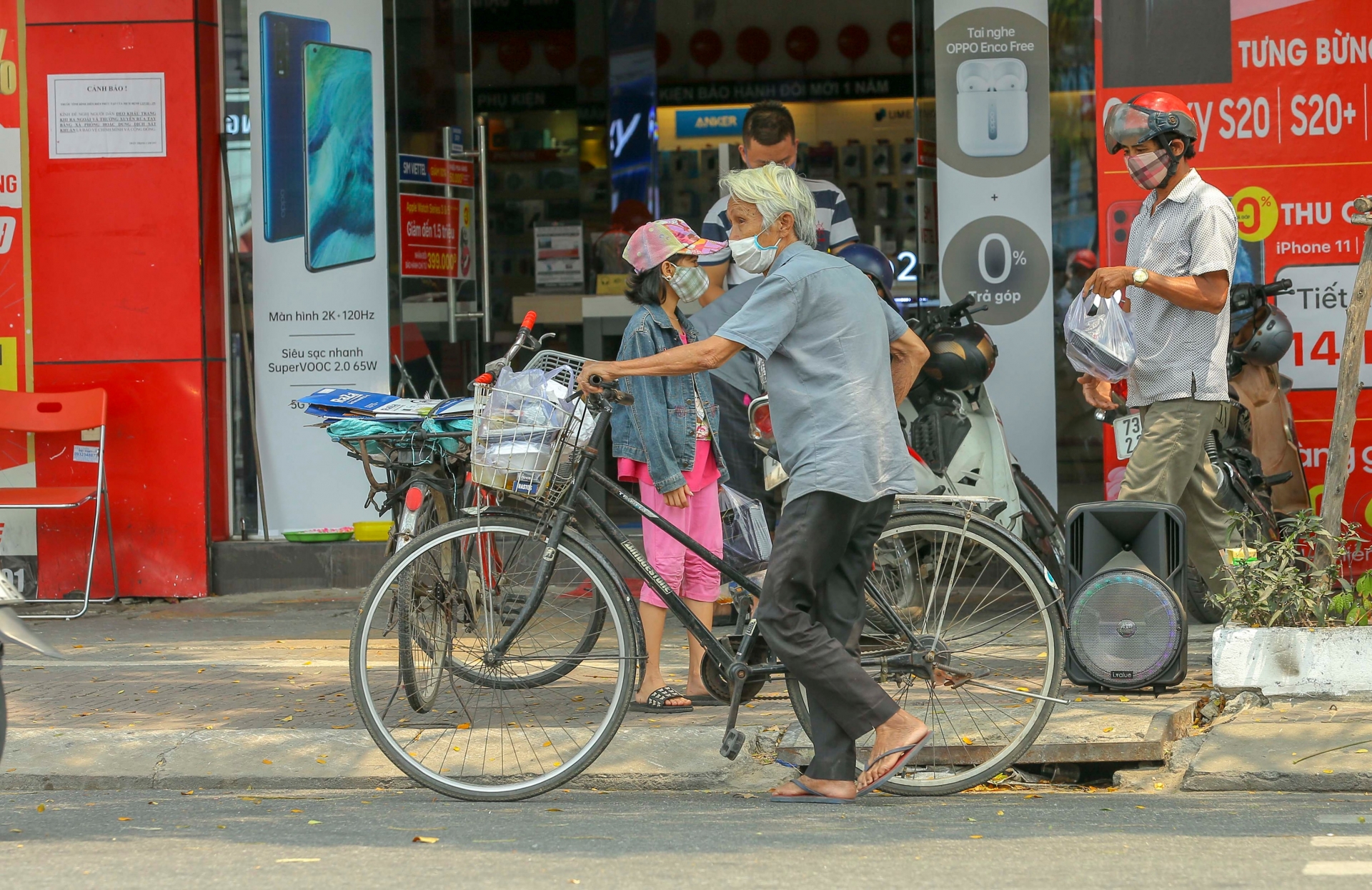 da nang nhung hop com mien phi chia se ganh nang muu sinh giua dai dich