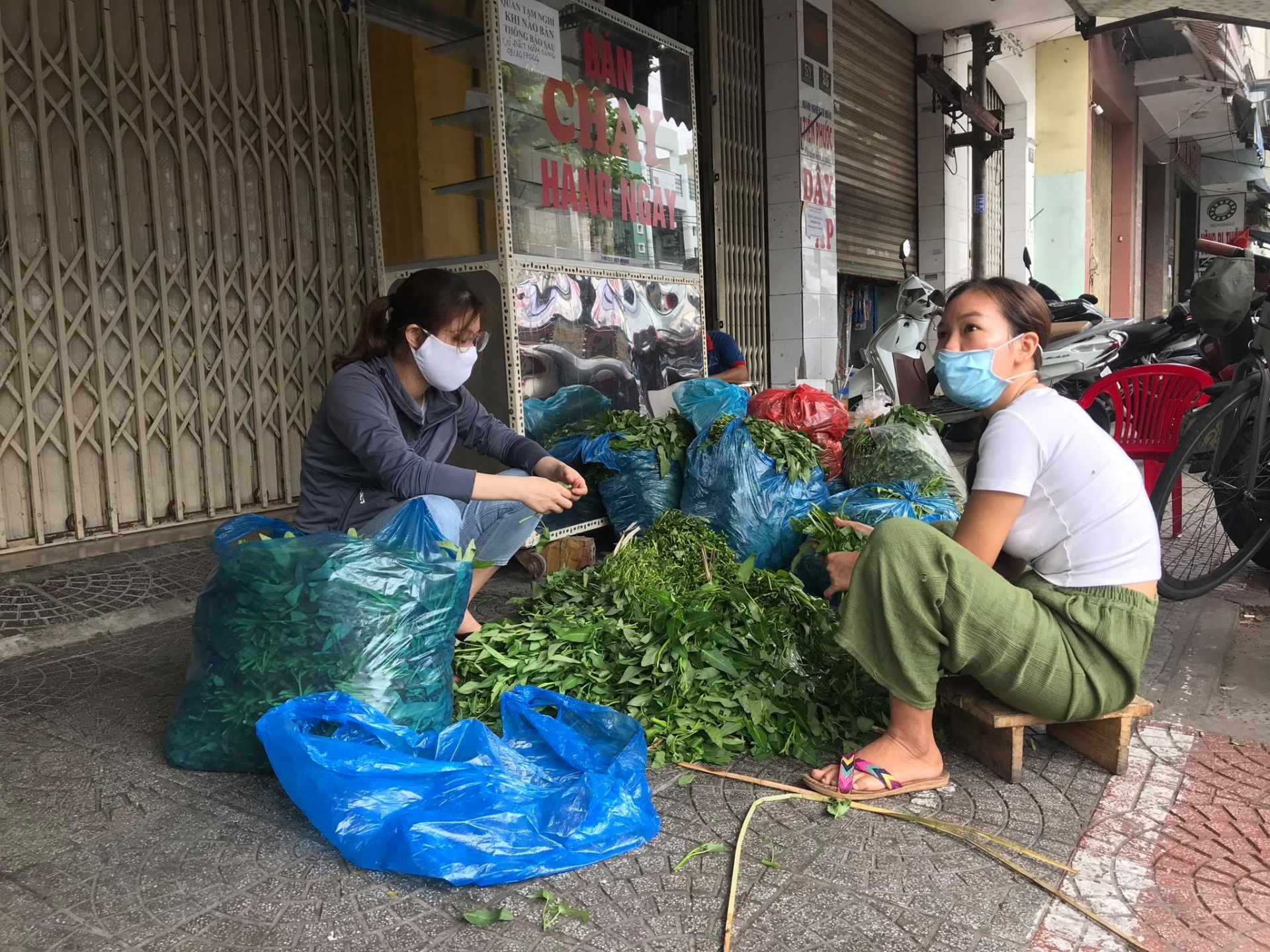 da nang nhung hop com mien phi chia se ganh nang muu sinh giua dai dich