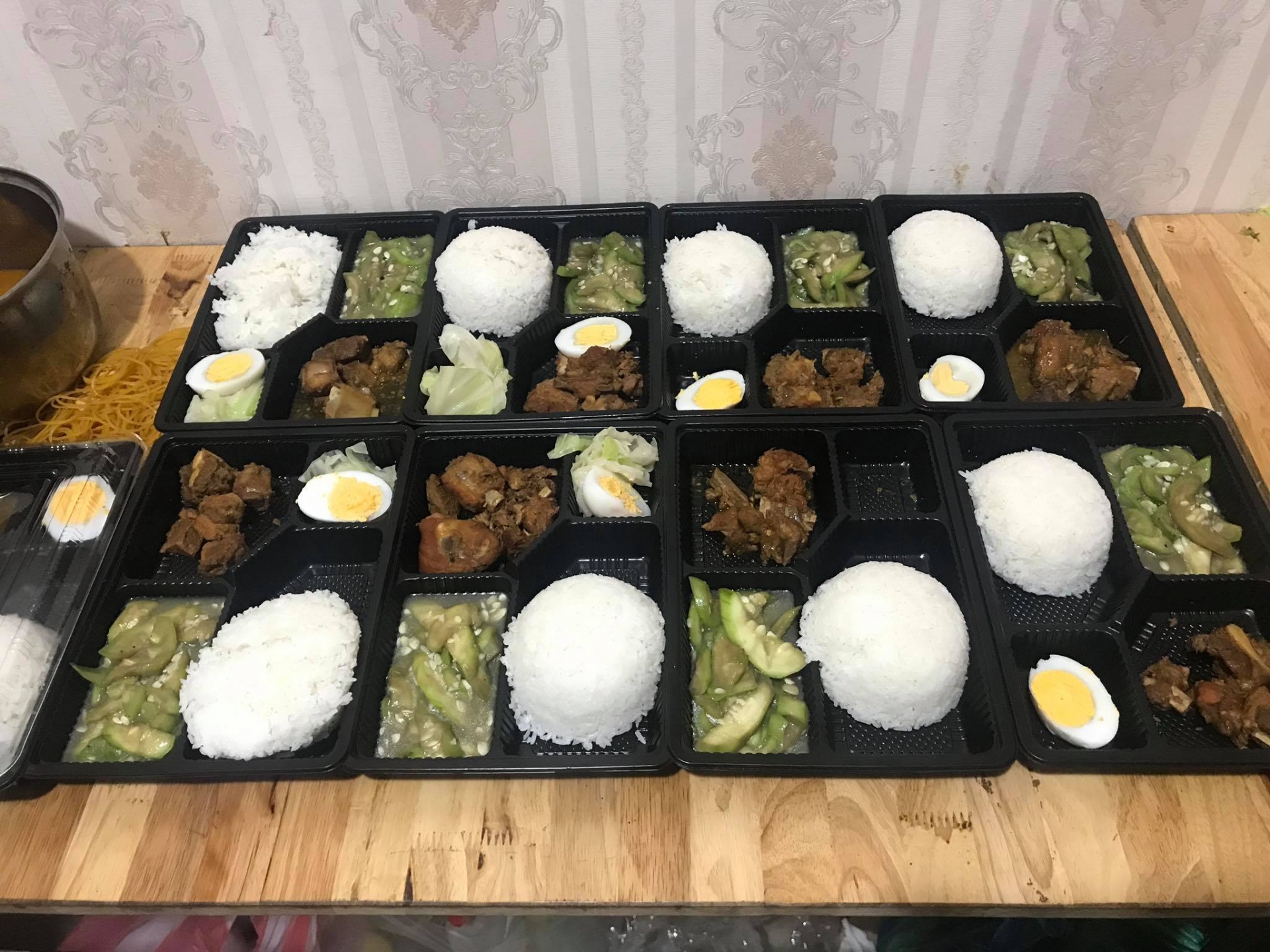 da nang nhung hop com mien phi chia se ganh nang muu sinh giua dai dich