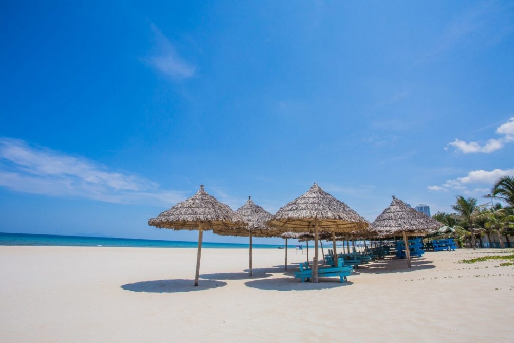Đà Nẵng ngày biển vắng
