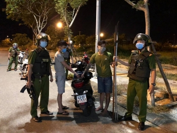 Công an Đà Nẵng nổ súng khống chế nhiều đối tượng mang hung khí đi hỗn chiến