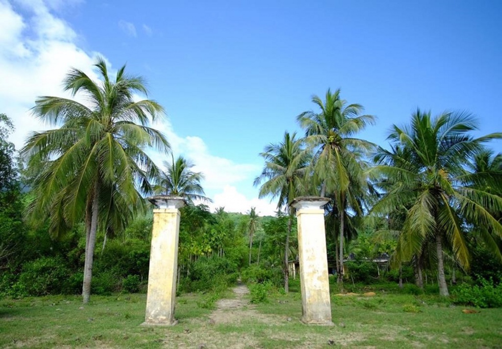 hy lac vien ngoi lang nguyen so voi nhung phan doi dac biet duoi chan deo hai van