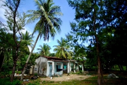 hy lac vien ngoi lang nguyen so voi nhung phan doi dac biet duoi chan deo hai van