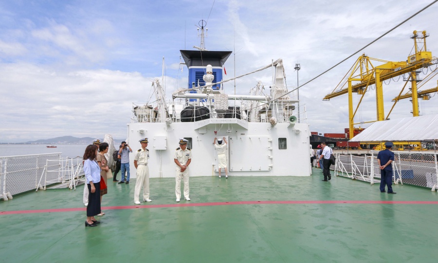 trong tau khung 3000 tan cua luc luong nhat ban vua ghe tham da nang co gi