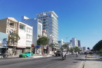 Đà Nẵng vắng vẻ trong ngày đầu giãn cách xã hội lần thứ 2