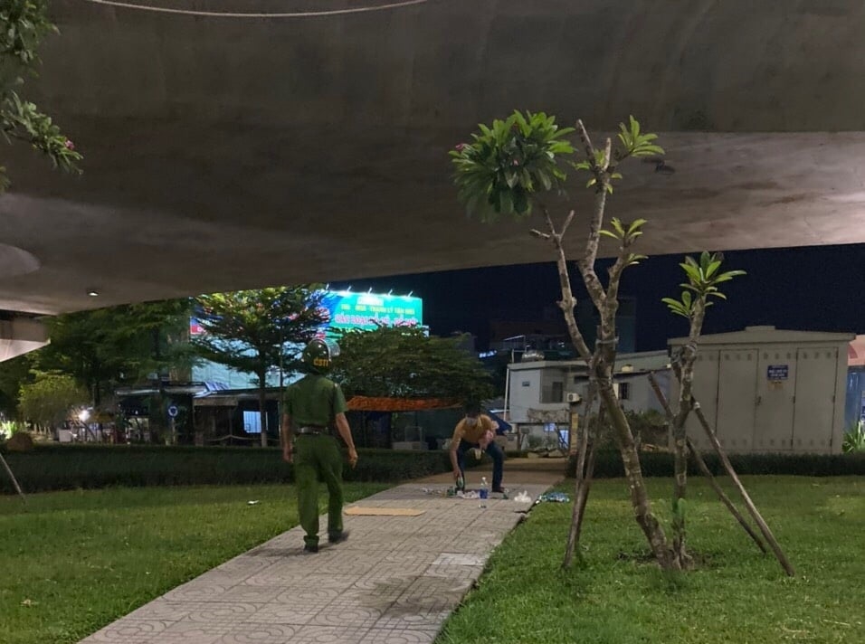 Đà Nẵng vắng lặng ngày giãn cách