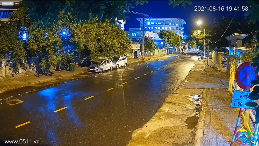 Ngắm Đà Nẵng đêm phong tỏa qua “mắt thần” toàn TP