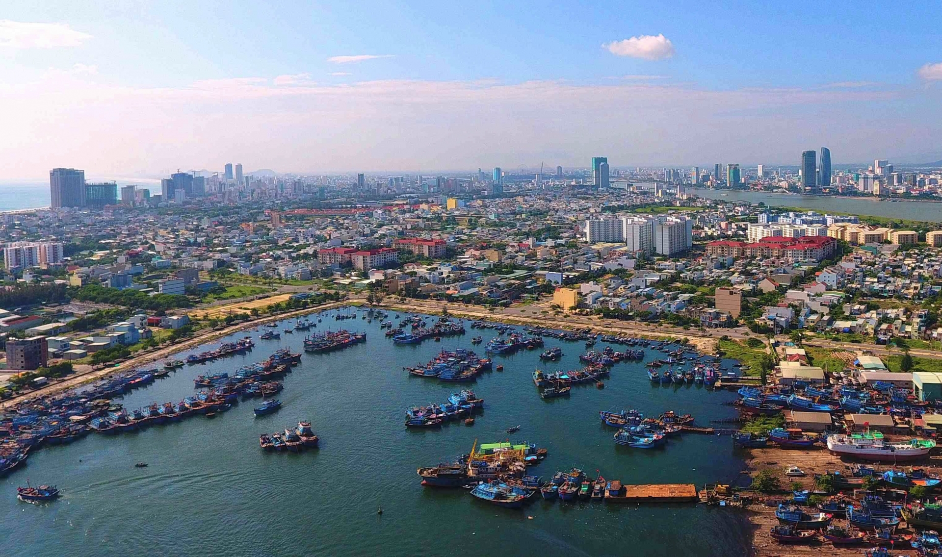 da nang nghiem cam tau thuyen ra khoi yeu cau dam bao an toan