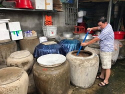 Nước mắm Nam Ô và nỗi lo Di sản