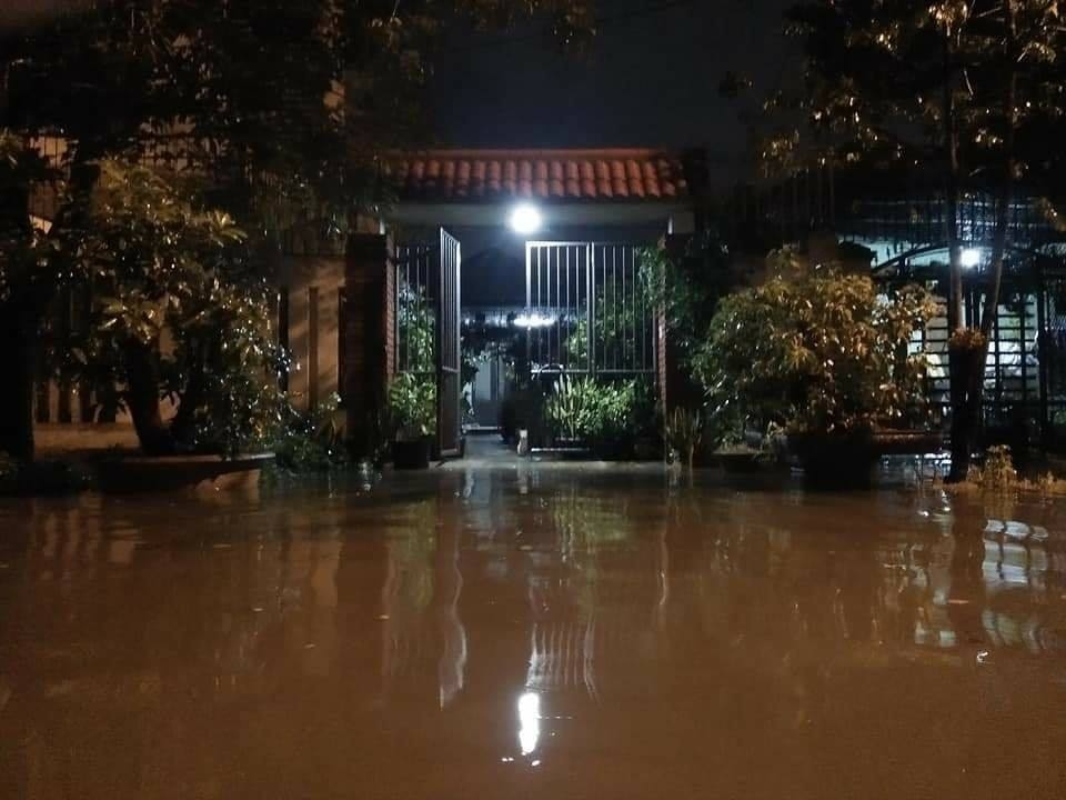 Quảng Nam: Một số địa phương bị chia cắt do nước lũ lên nhanh Quảng Nam: Một số địa phương bị chia cắt do nước lũ lên nhanh