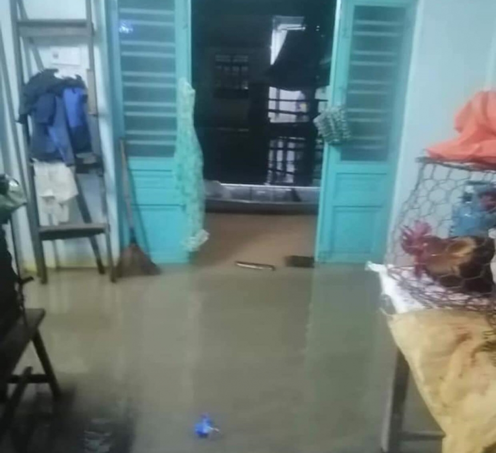 Quảng Nam: Một số địa phương bị chia cắt do nước lũ lên nhanh Quảng Nam: Một số địa phương bị chia cắt do nước lũ lên nhanh