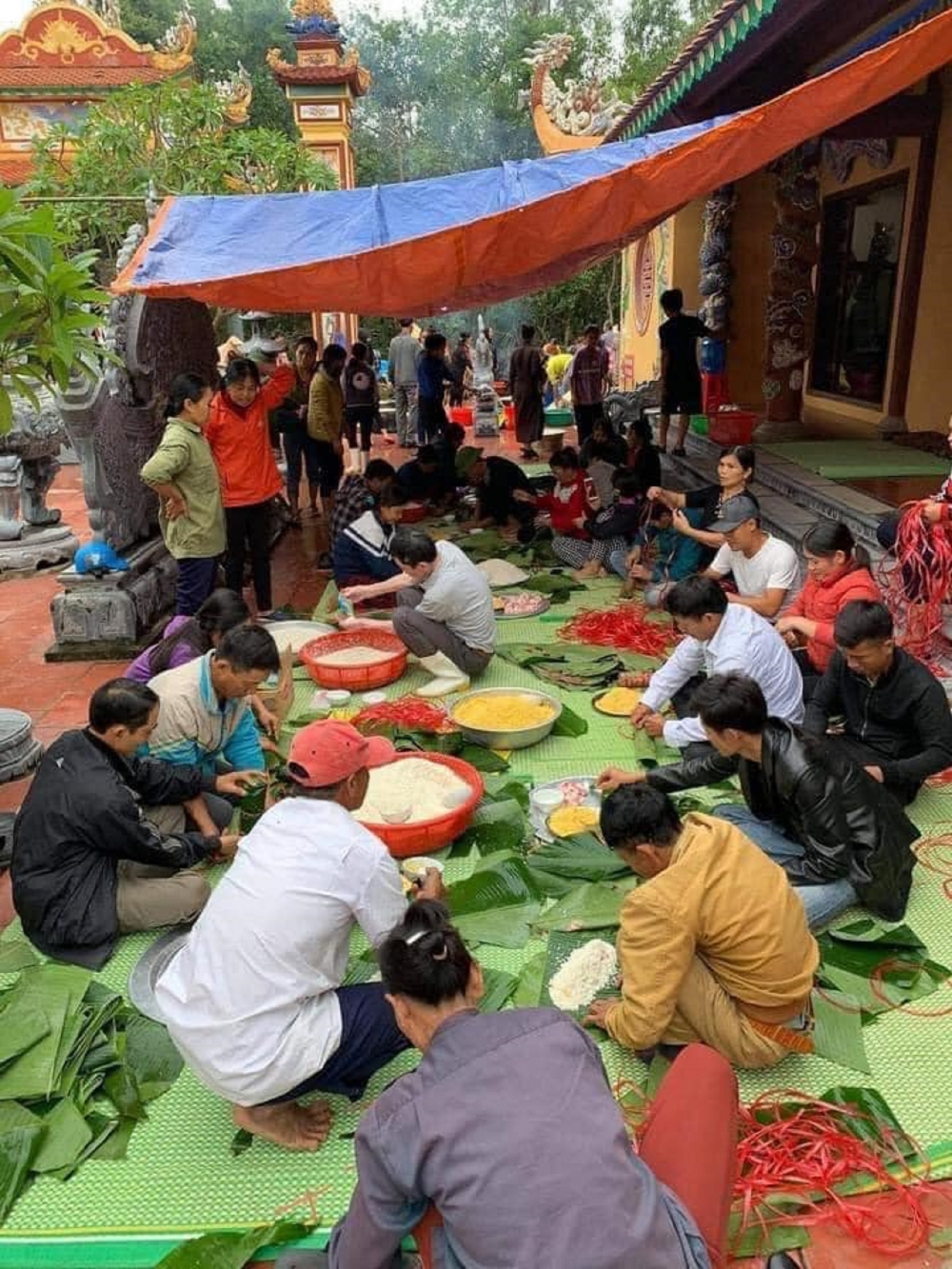 Những ngày mưa lũ ở miền Trung mới thấy hết ý nghĩa cụm từ 