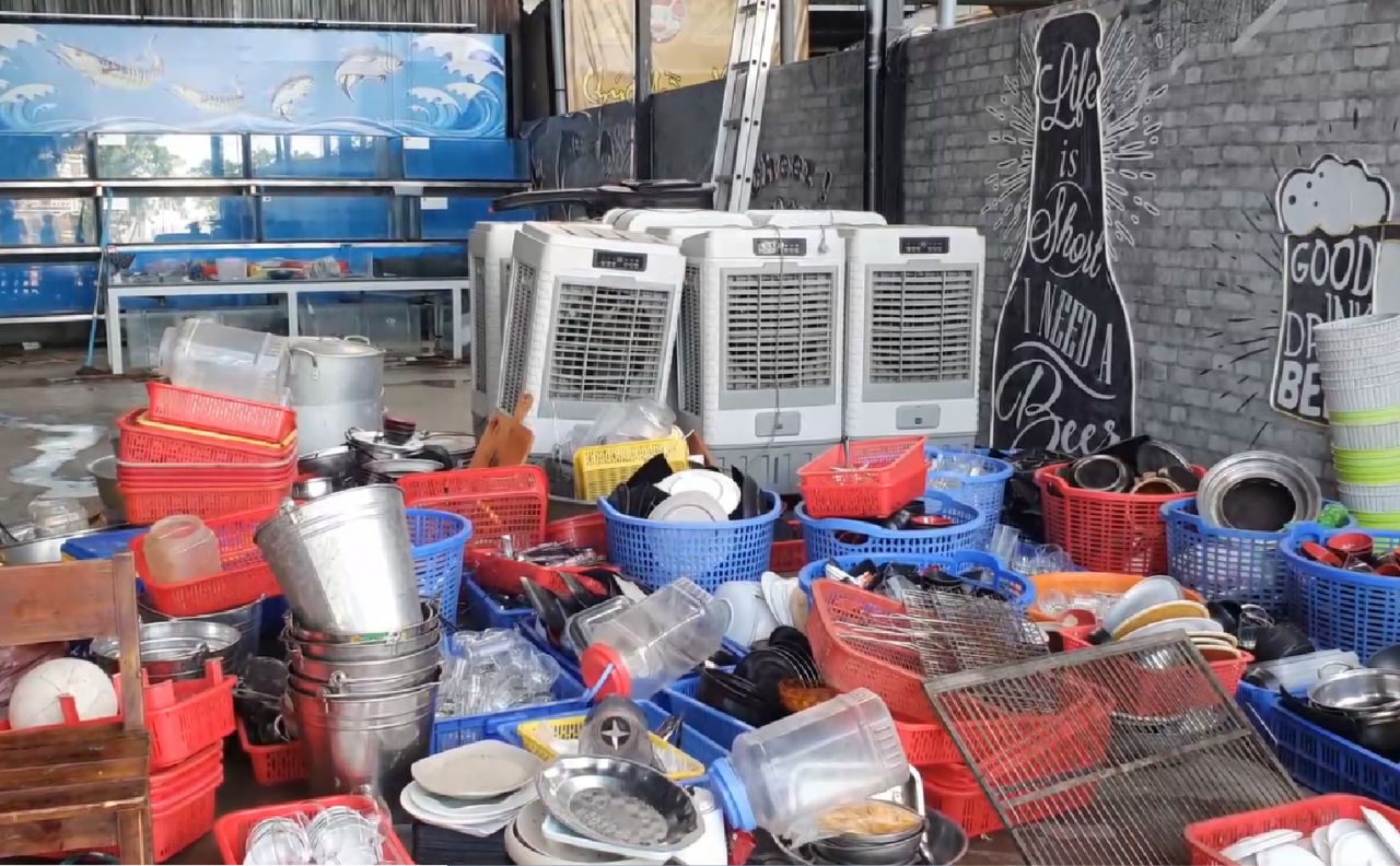 Đà Nẵng: Ăn uống tại chỗ được phép, chủ quán tất bật chuẩn bị