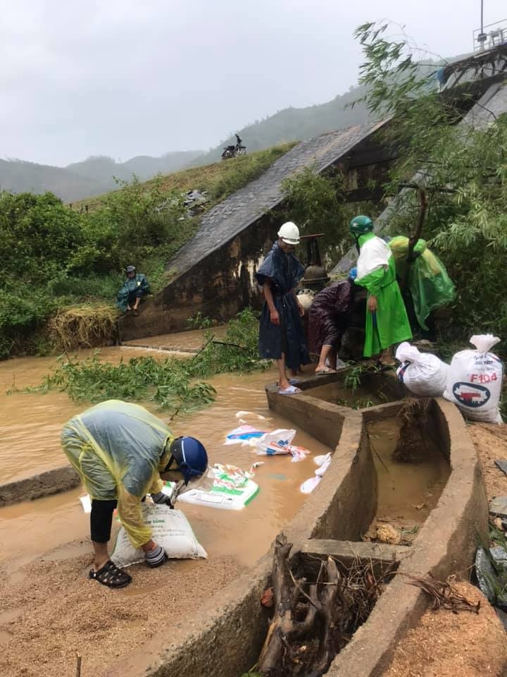 Ứng phó bão số 6, Quân khu 5 lập 3 Sở chỉ huy, điều động hàng chục ngàn chiến sĩ ung pho bao so 6 quan khu 5 lap 3 so chi huy dieu dong hang chuc ngan chien si