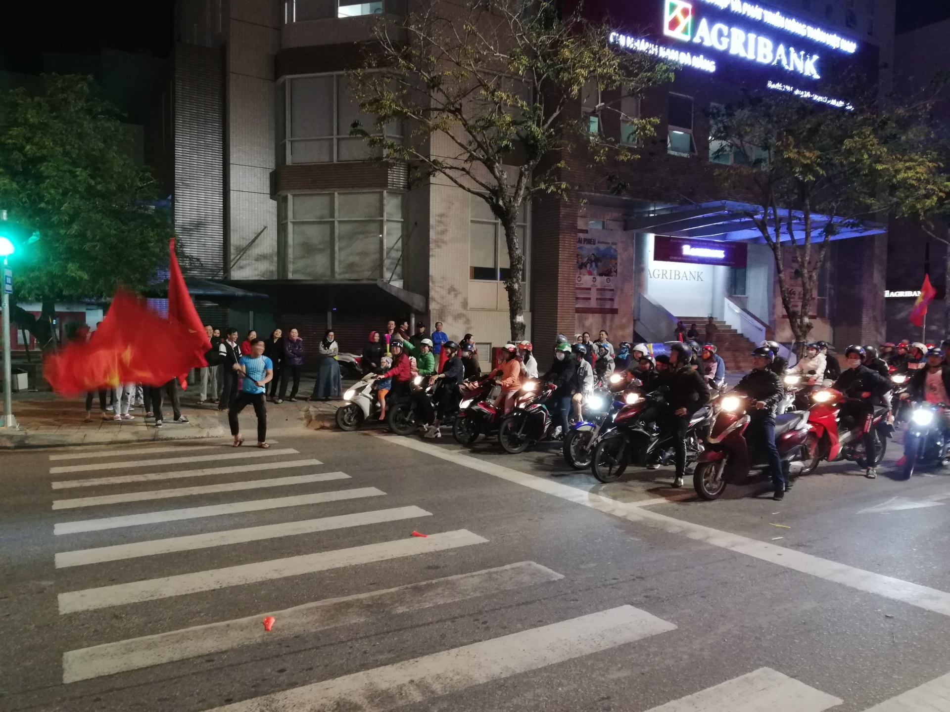 mung viet nam vo dich seagames dan da nang di bao van minh