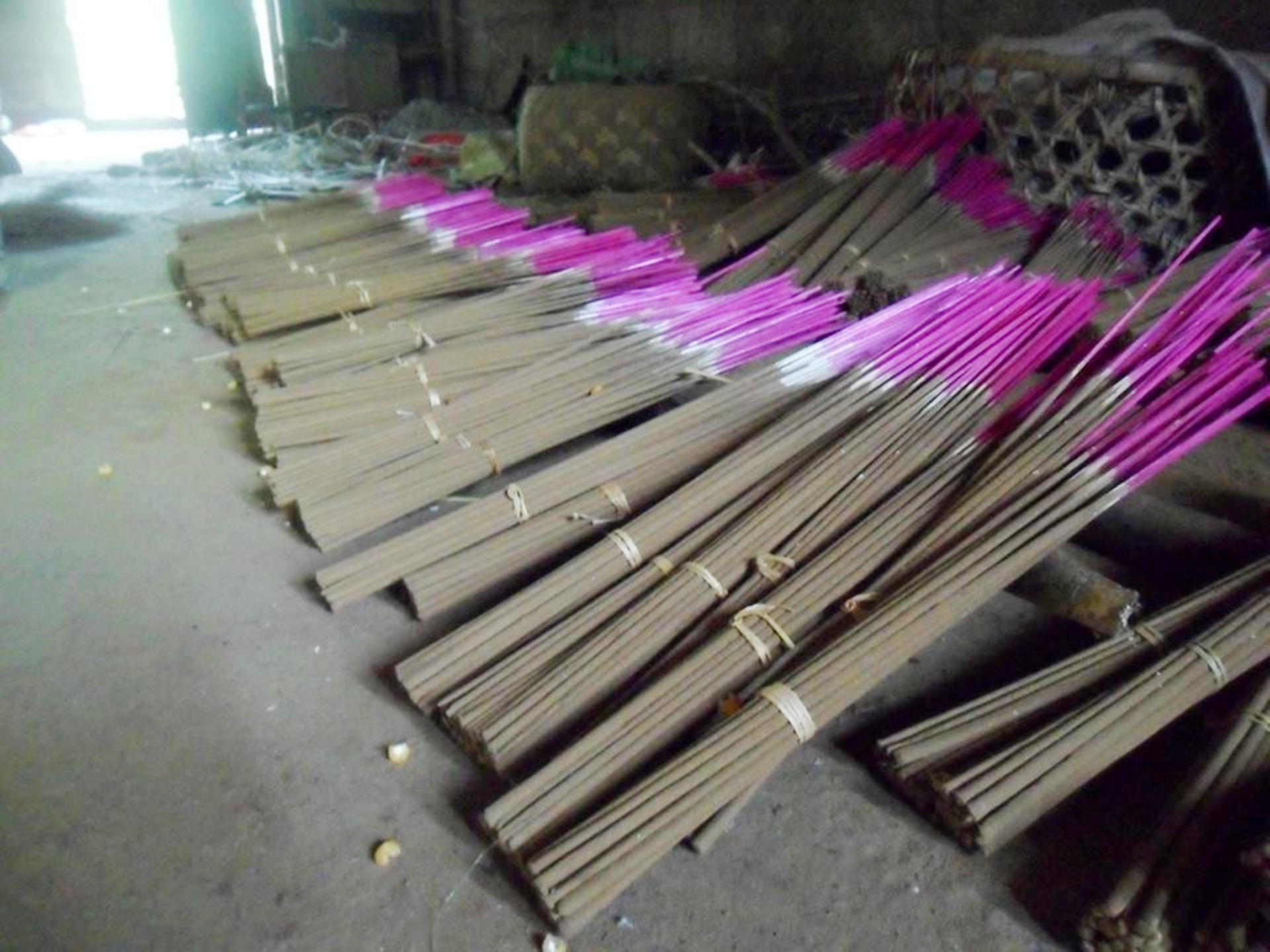 lang huong truyen thong xu quang tat bat vao vu tet