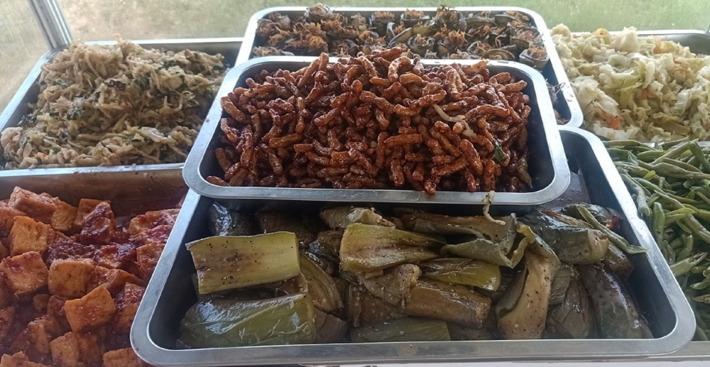 Quán cơm chay 5.000 đồng giúp hàng trăm người nghèo no bụng mỗi ngày ở Đà Nẵng
