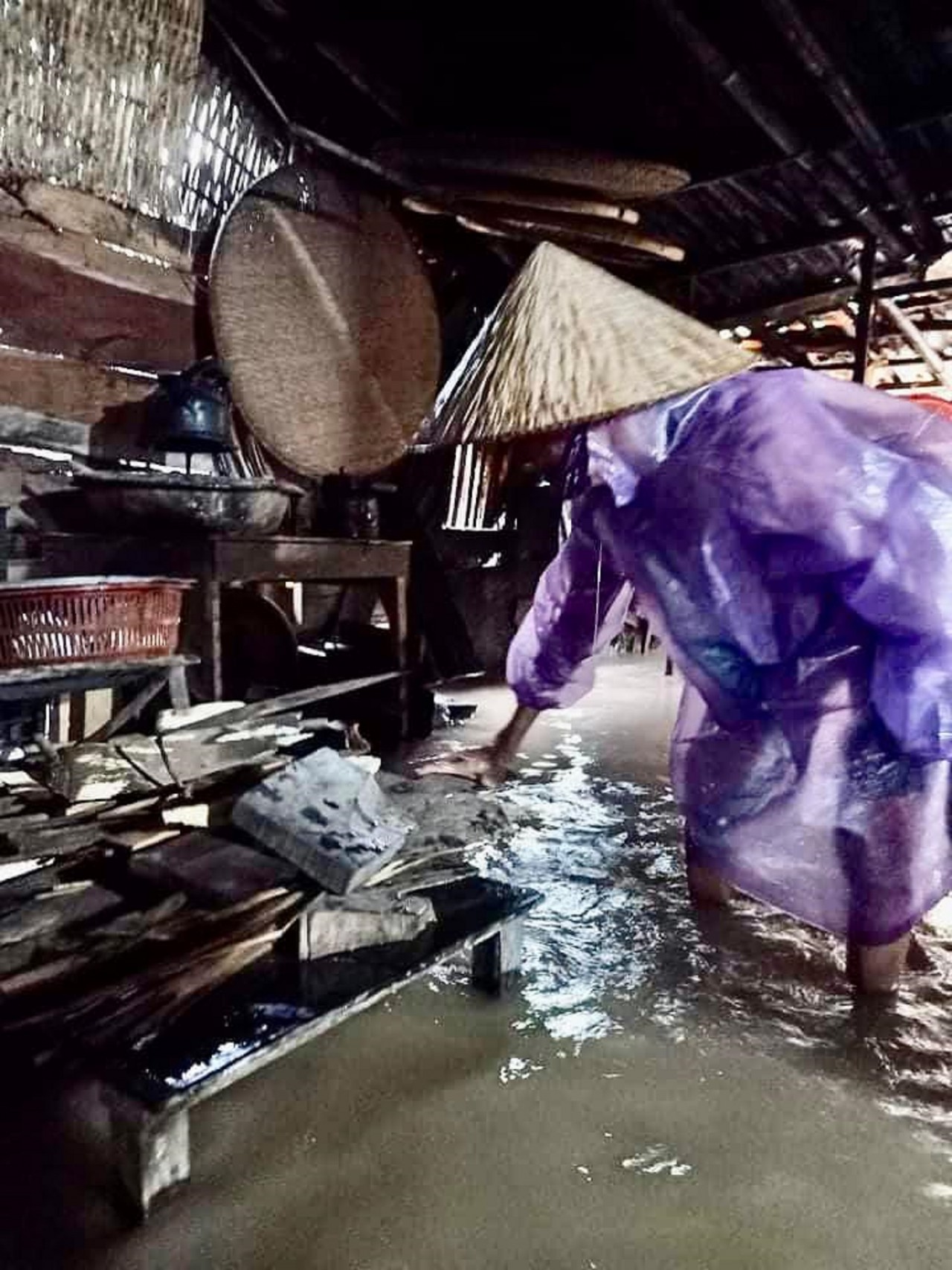 Mưa lớn nhiều ngày tại Phú Yên khiến hàng chục ngàn ngôi nhà bị ngập