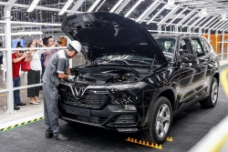 Phí trước bạ ô tô lắp ráp trong nước chính thức được giảm 50%