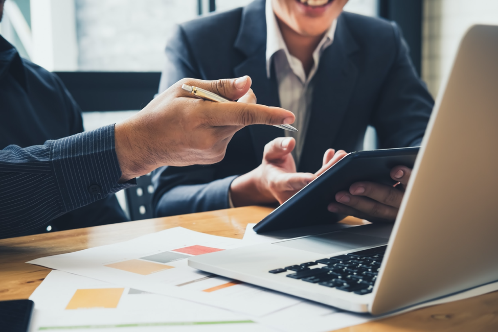 tuyen dung contingency search khac gi so voi retained search