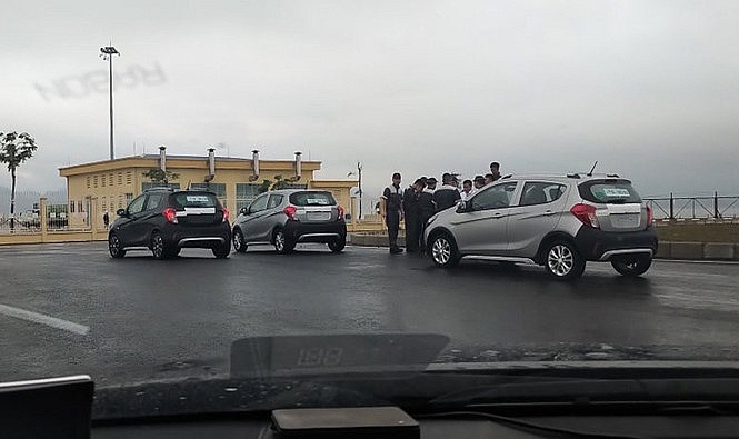 vinfast fadil lan dau tien lan banh tren duong thu tai viet nam