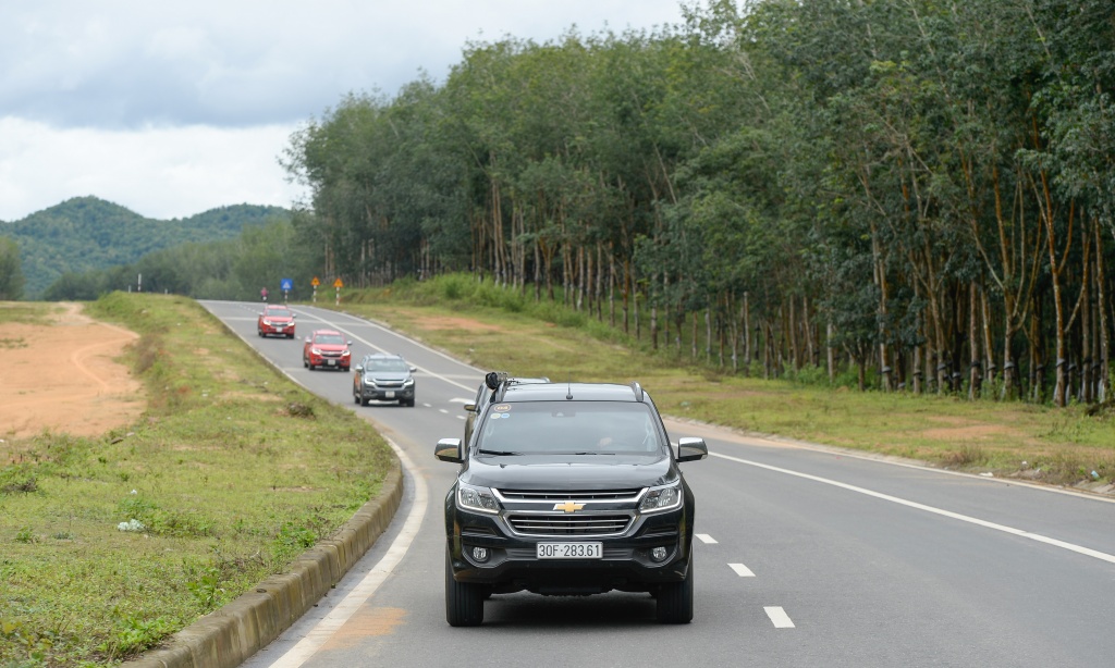 chevrolet trailblazer bat ngo giam gia gan 400 trieu dong