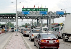 Bị dừng thu phí, vì sao các doanh nghiệp BOT phản ứng?