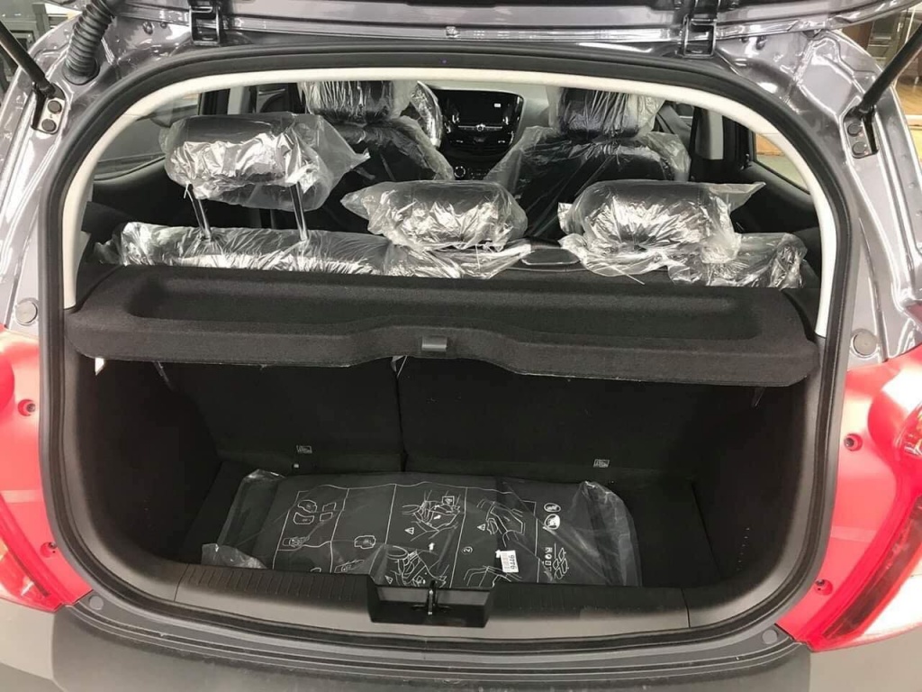 vinfast fadil lan dau lo anh noi that truoc khi duoc ban chinh thuc