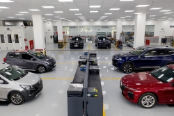 VinFast tặng phí trước bạ và gia hạn bảo hành cho 2 mẫu xe Lux