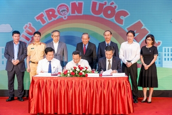Lễ công bố chương trình Trao tặng mũ bảo hiểm cho học sinh lớp Một toàn quốc năm học 2020 – 2021