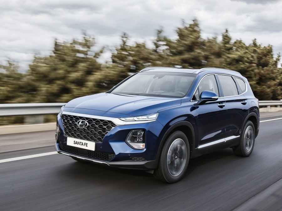 Hyundai SantaFe bất ngờ vượt Honda CR-V lọt Top xe bán chạy tháng 7