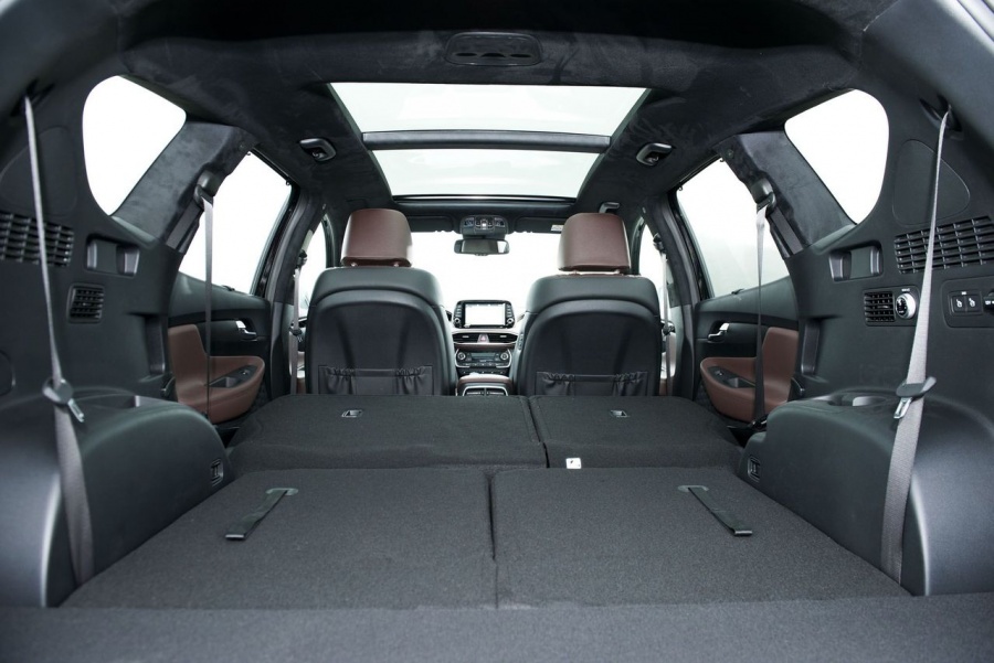 hyundai santafe bat ngo vuot honda cr v lot top xe ban chay thang 7