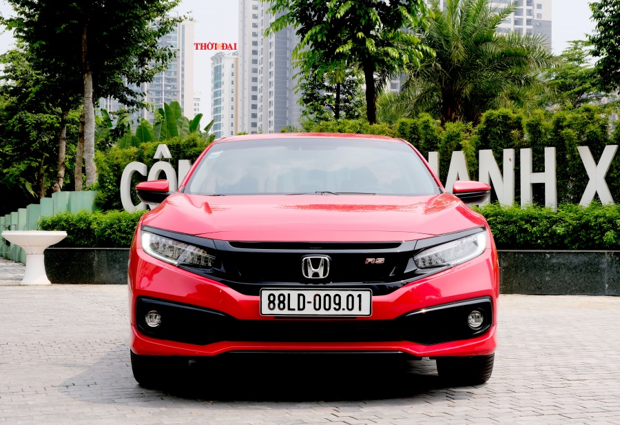 honda civic rs 2019 tre khoe nhung kem the thao vi hop so cvt