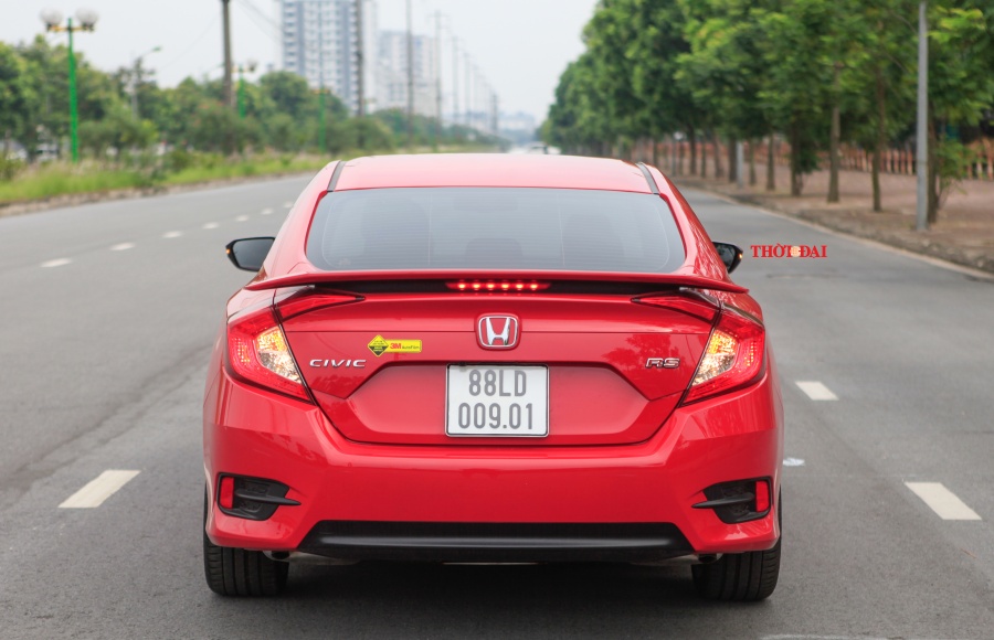 honda civic rs 2019 tre khoe nhung kem the thao vi hop so cvt