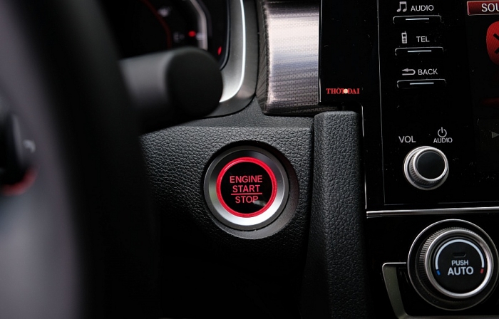 honda civic rs 2019 tre khoe nhung kem the thao vi hop so cvt