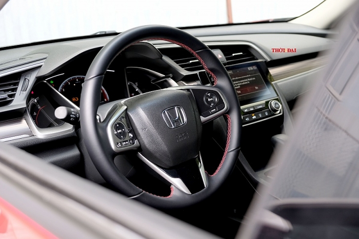 honda civic rs 2019 tre khoe nhung kem the thao vi hop so cvt