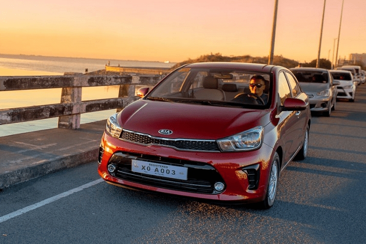 kia soluto co gi de canh tranh cung vios va accent