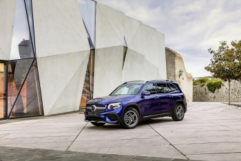 Mercedes-Benz giới thiệu GLB 200 tại Việt Nam, giá gần 2 tỷ đồng