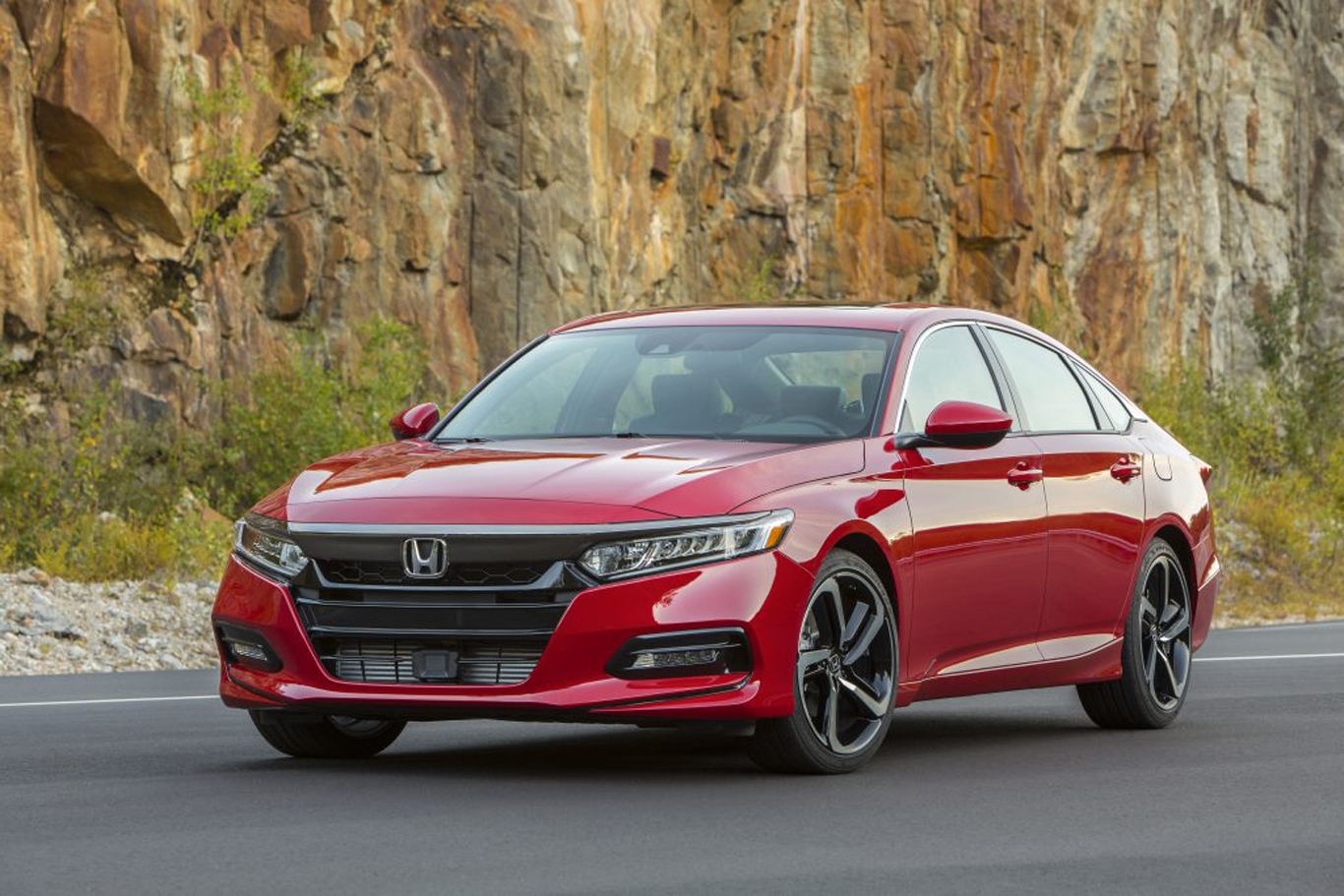 honda accord 2019 duoc gioi thieu vao thang 10 bat dau nhan dat coc