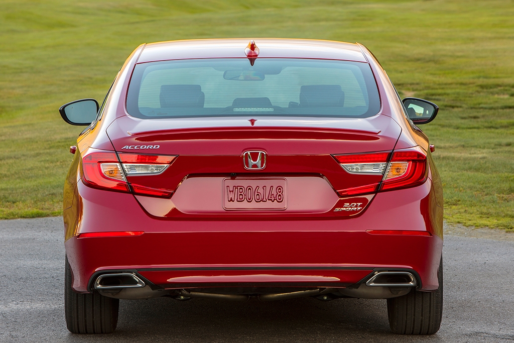 honda accord 2019 duoc gioi thieu vao thang 10 bat dau nhan dat coc