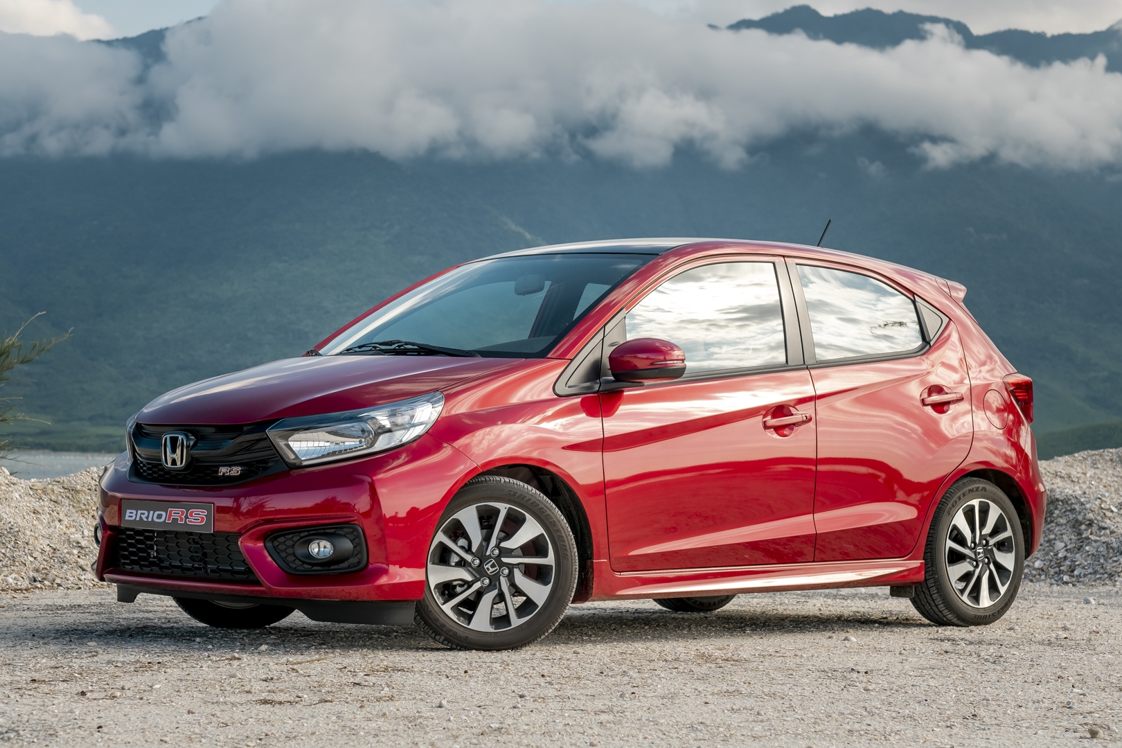honda brio tan binh sang gia trong phan khuc xe hang a
