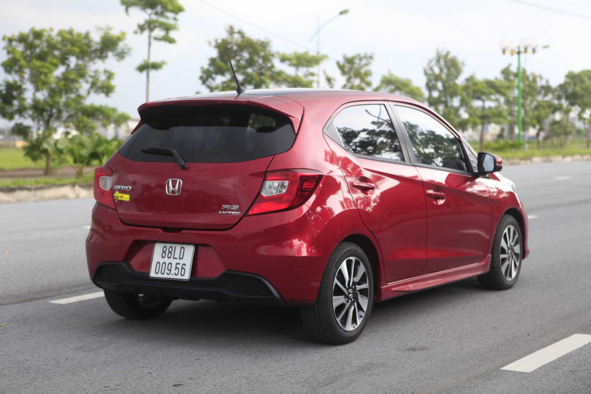 honda brio tan binh sang gia trong phan khuc xe hang a