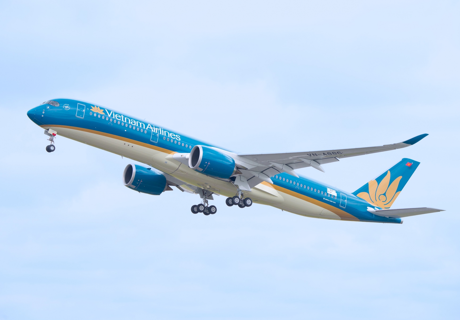Chính phủ cho phép Vietnam Airlines vay 4.000 tỷ đồng lãi suất thấp