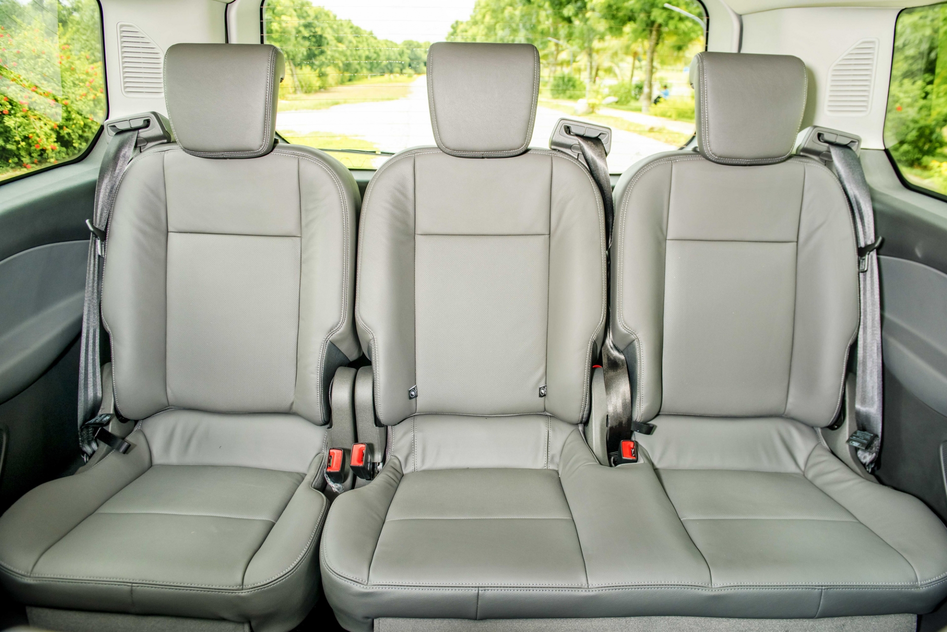 ford gioi thieu mpv tourneo hoan toan moi re hon sedona ca tram trieu